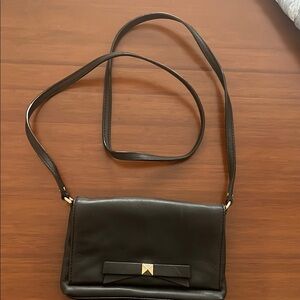 Elegant Black Leather Crossbody Bag